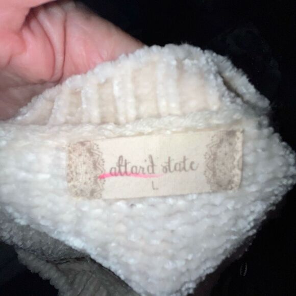 Altar’d State off-white sweater large - Picture 5 of 6
